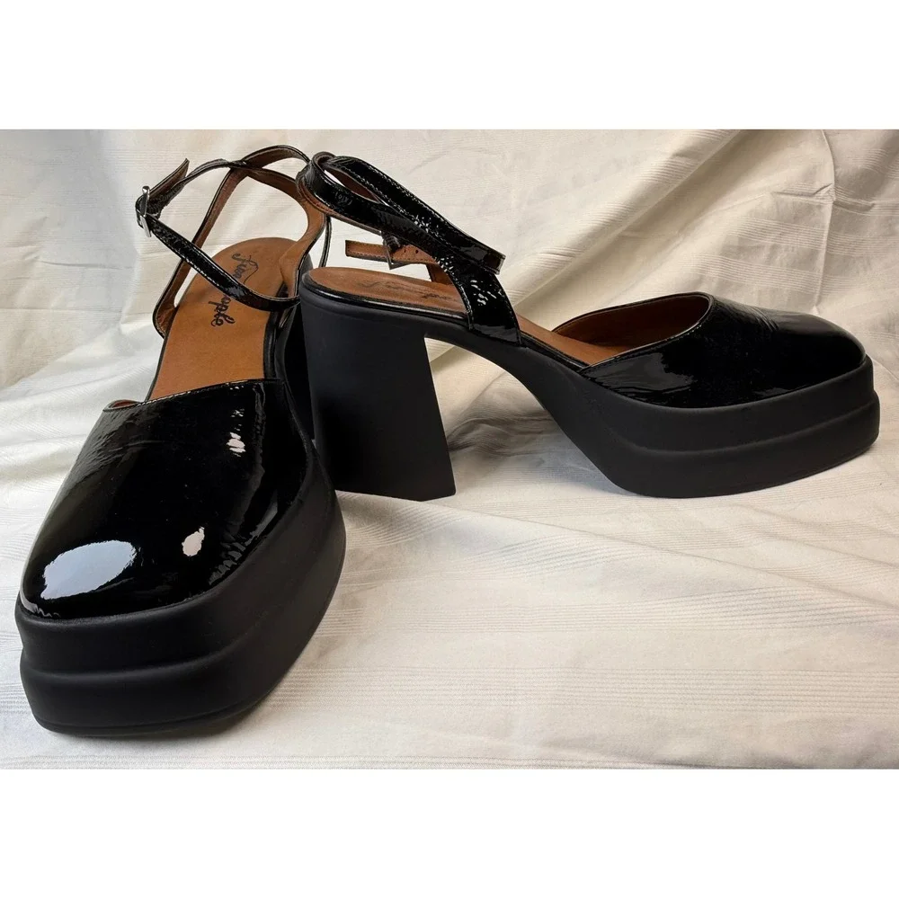 Free People Double Stack Platform Mary Janes Black Patent EU 41 NWOT Italy
